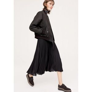 Vince black platform suede Oxford. Size 9.5